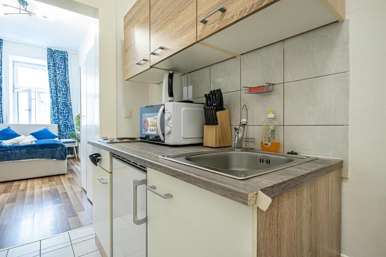 Modern Comforts: Chic Studio Apt Centrally Located Vienna Exterior photo